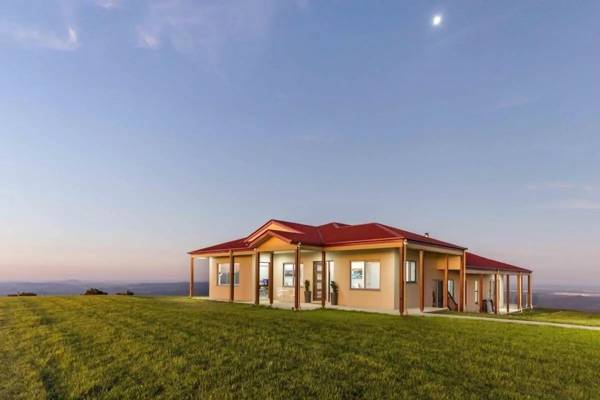 Petrichor Estate 360View Infinity Pool Villa Bald Knob Holiday home