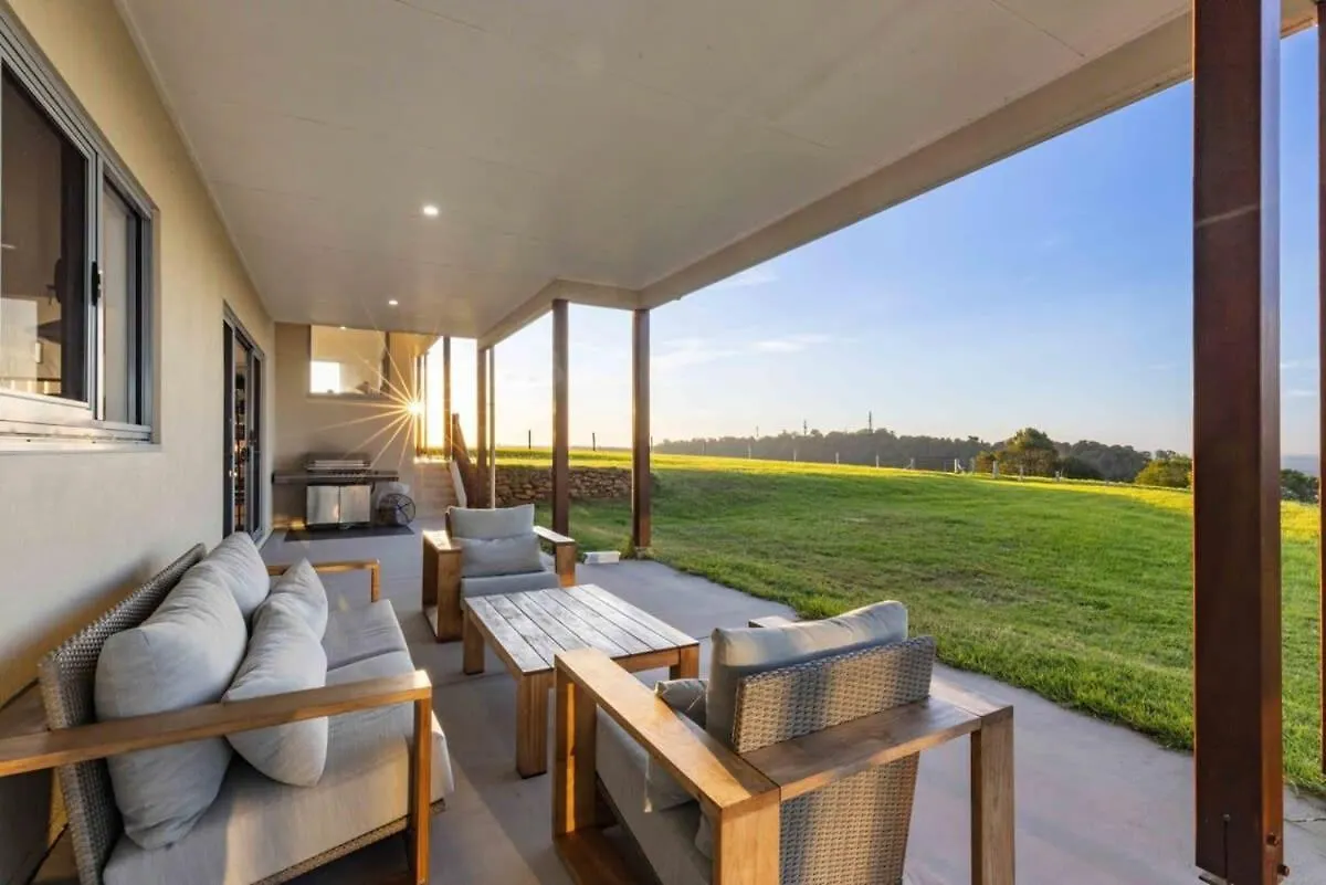 Petrichor Estate 360View Infinity Pool Villa Bald Knob Holiday home
