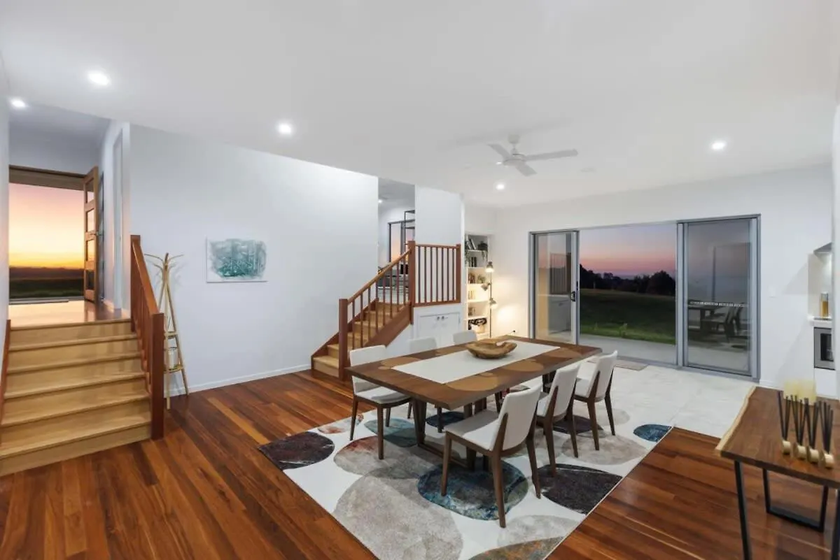Holiday home Petrichor Estate 360View Infinity Pool Villa Bald Knob Australia